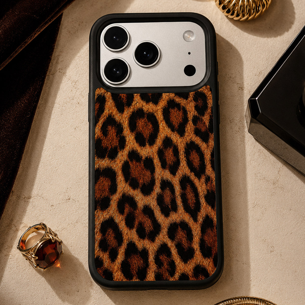 Animal Print Designer MagSafe Case – Classic Leopard | MagSafe — view 2
